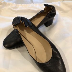 Great every day block heel black pumps